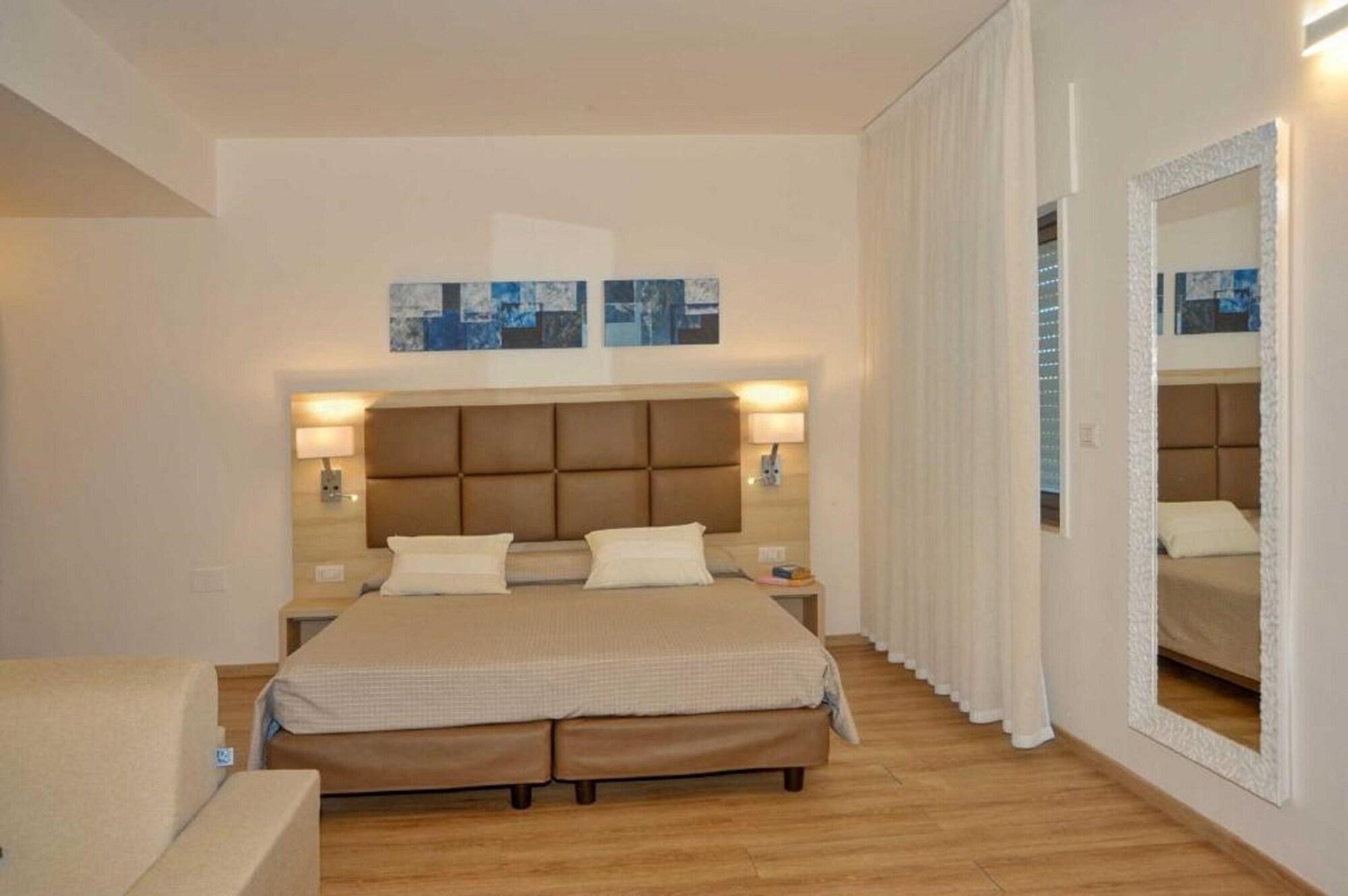 Albània Hotel 3*